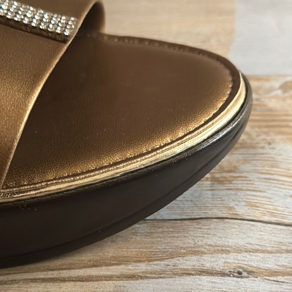 Italian Shoemakers Brown Wedge Sandals with Straps NEW - Picture 3 of 4